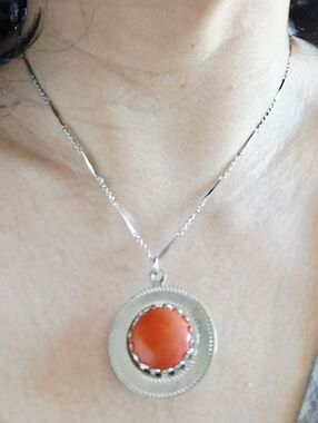 Vintage 80s Silver & Peach Pendant Necklace